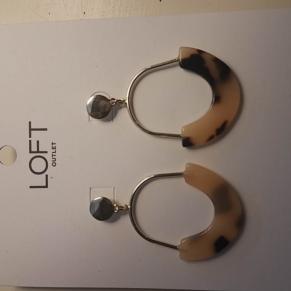 NWT Loft Outlet Earrings